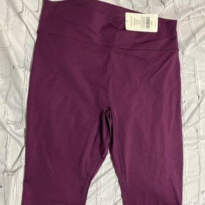Fabletics Motion365 Trinity High Waisted Leggings  3x Capri